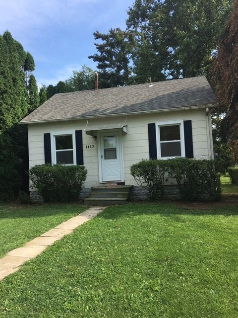 1113 Naomi St, Auburn, IN 46706 - photo 1