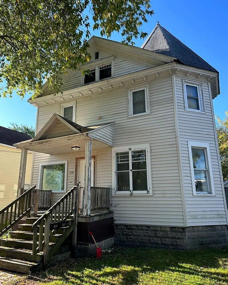 Under Contract $229,900