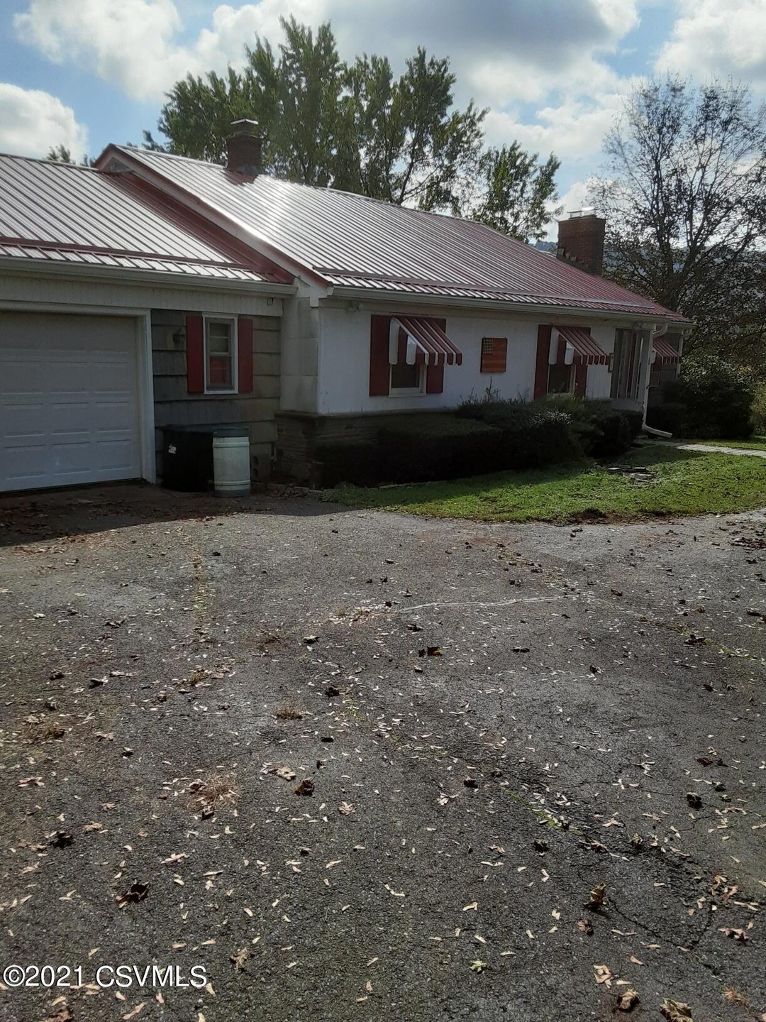 33 Conyngham Drums Rd, Sugarloaf, PA 18249 - photo 1