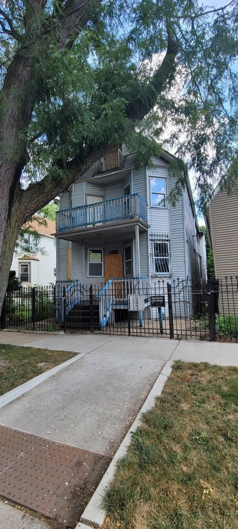 1837 N Albany Ave, Chicago, IL 60647 - photo 1