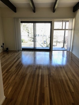 202 Central St unit 10, Stoneham, MA 02180 - photo 1