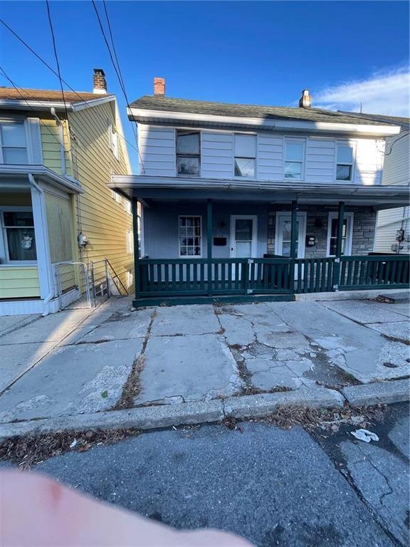 213 E High St, Coaldale, PA 18218 - photo 1