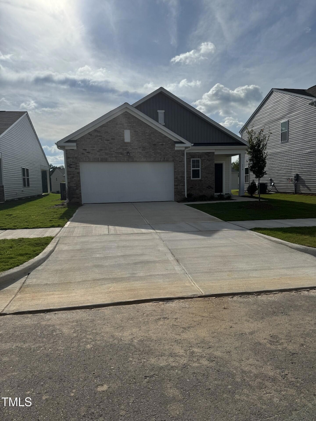 For Sale $307,740 • Co-Listing Agent