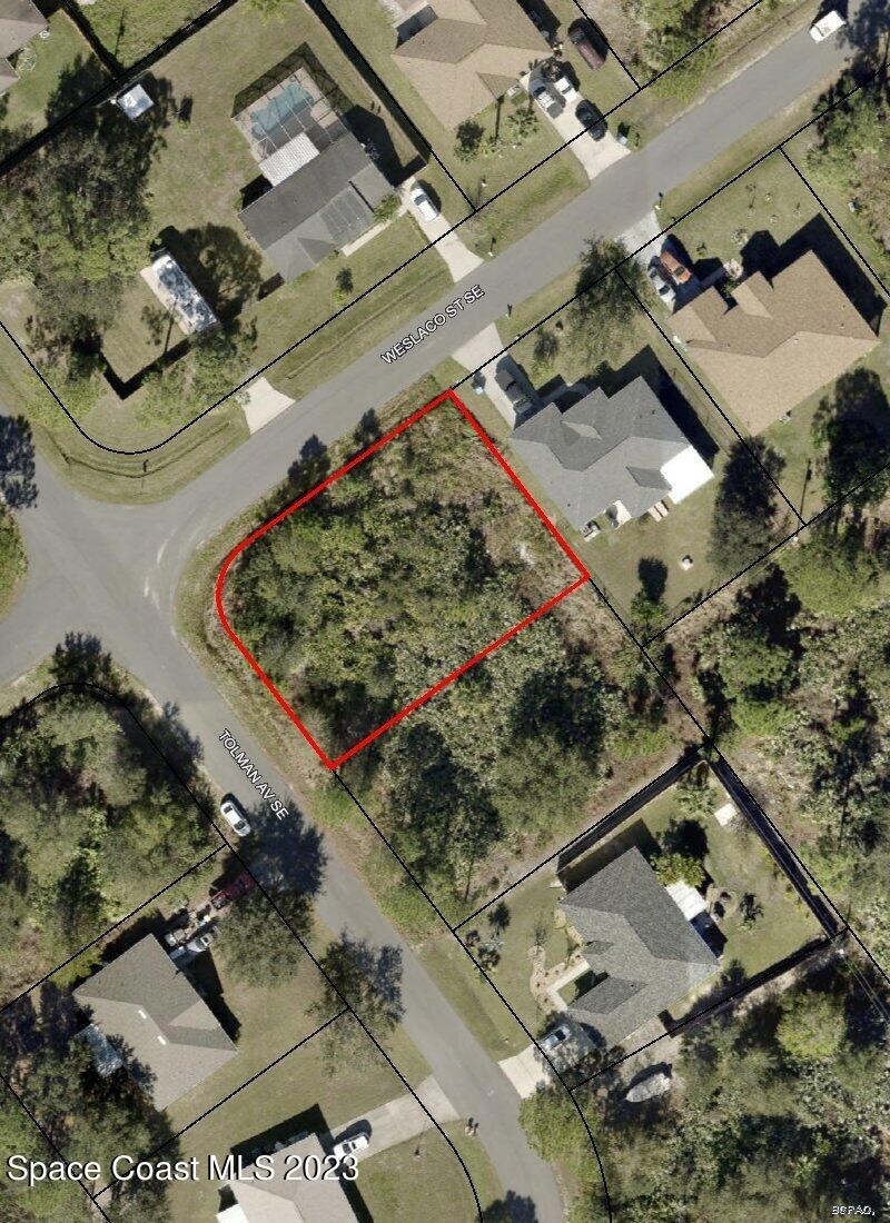 900 Tolman Ave. SE