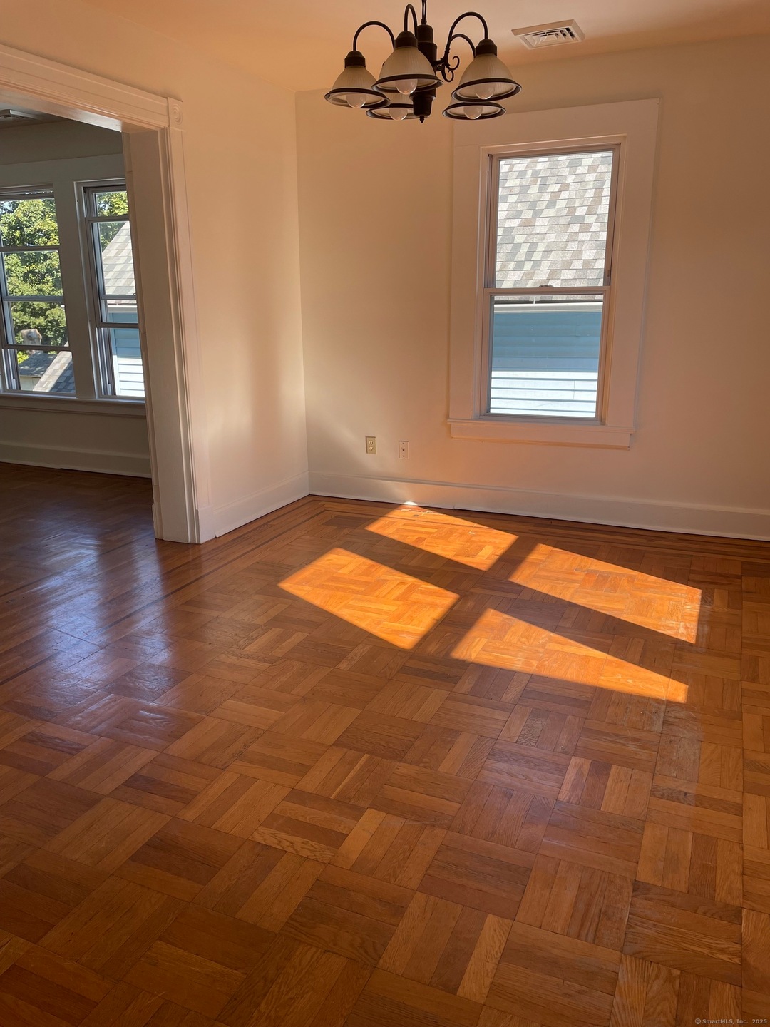 114 Franklin St unit 2, Meriden, CT 06450 - photo 1