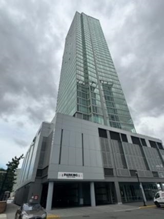 Crystal Point unit C1502, Jersey City, NJ 07302 - photo 1