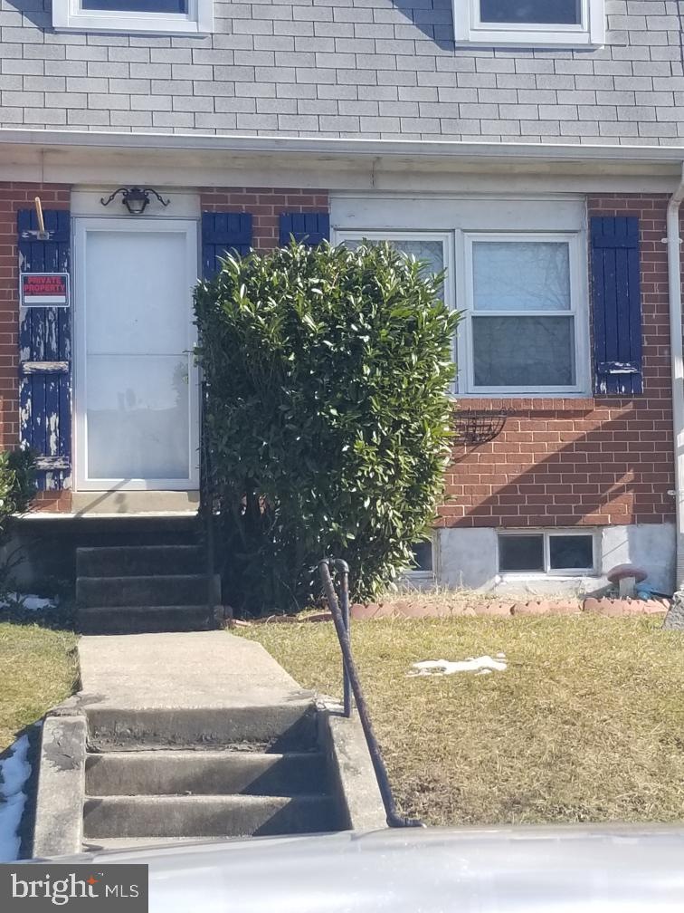 3151 Ryerson Cir, Halethorpe, MD 21227 - photo 1