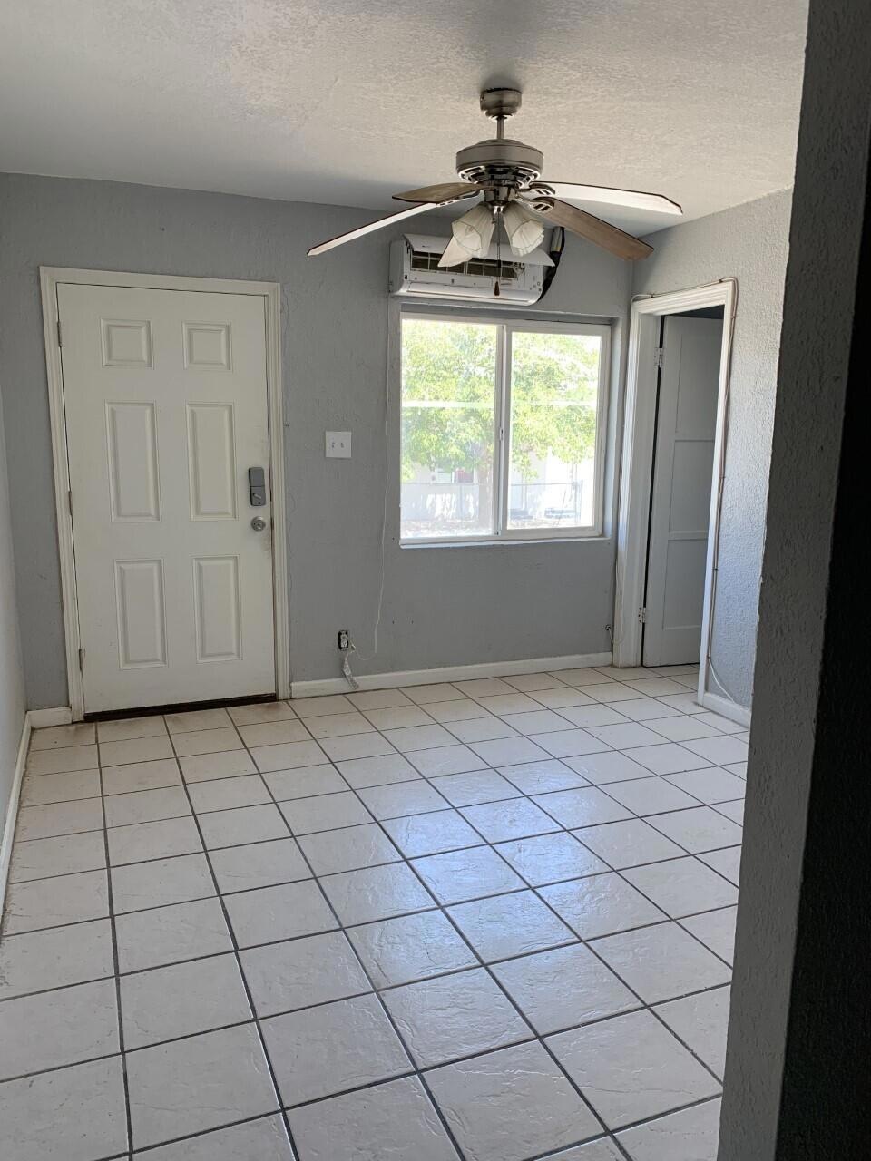 4022 Taylor Ave unit 7, El Paso, TX 79930 - photo 1