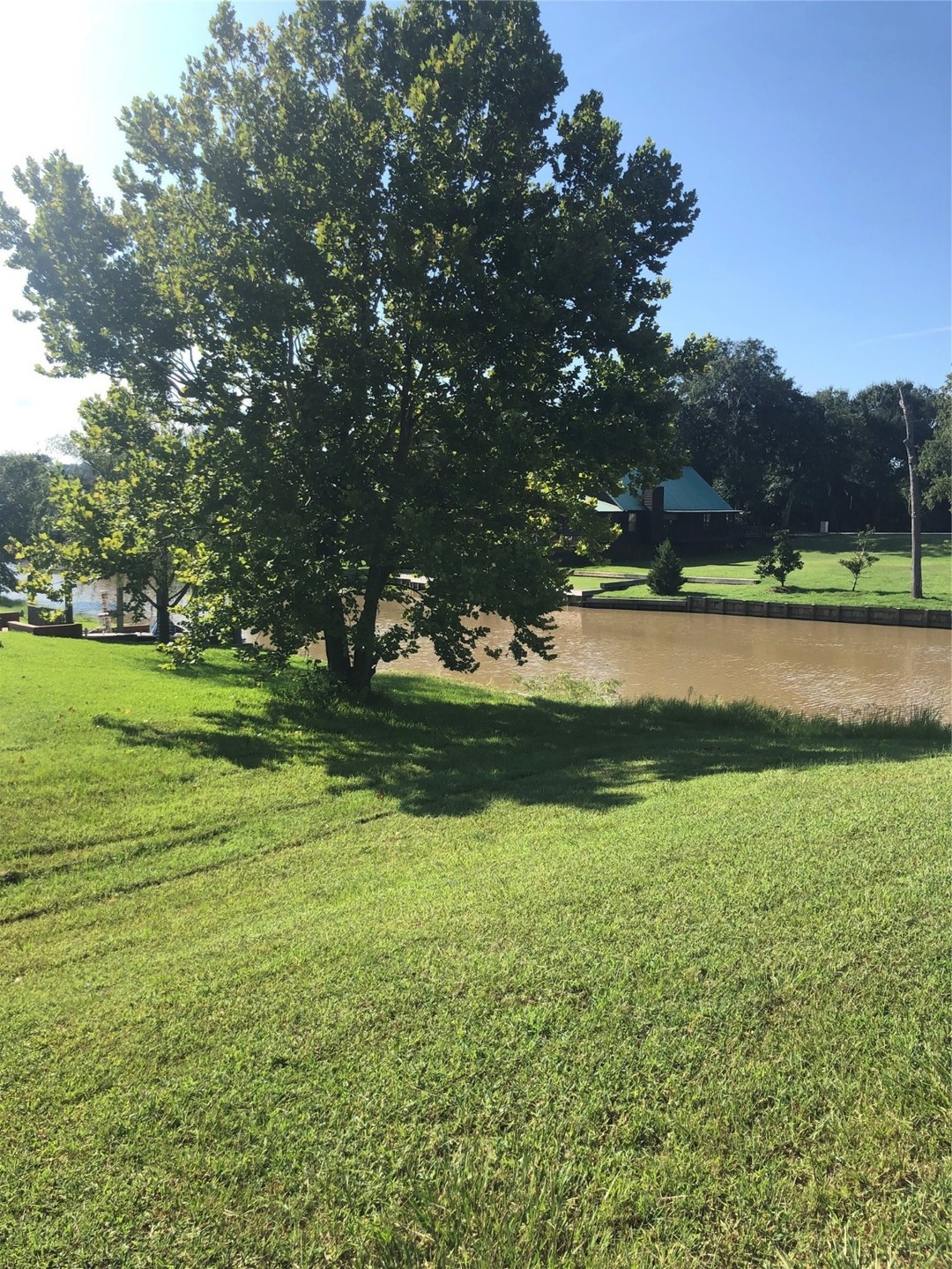 32 Wildwood Lake Dr, Huntsville, TX 77340 - photo 1