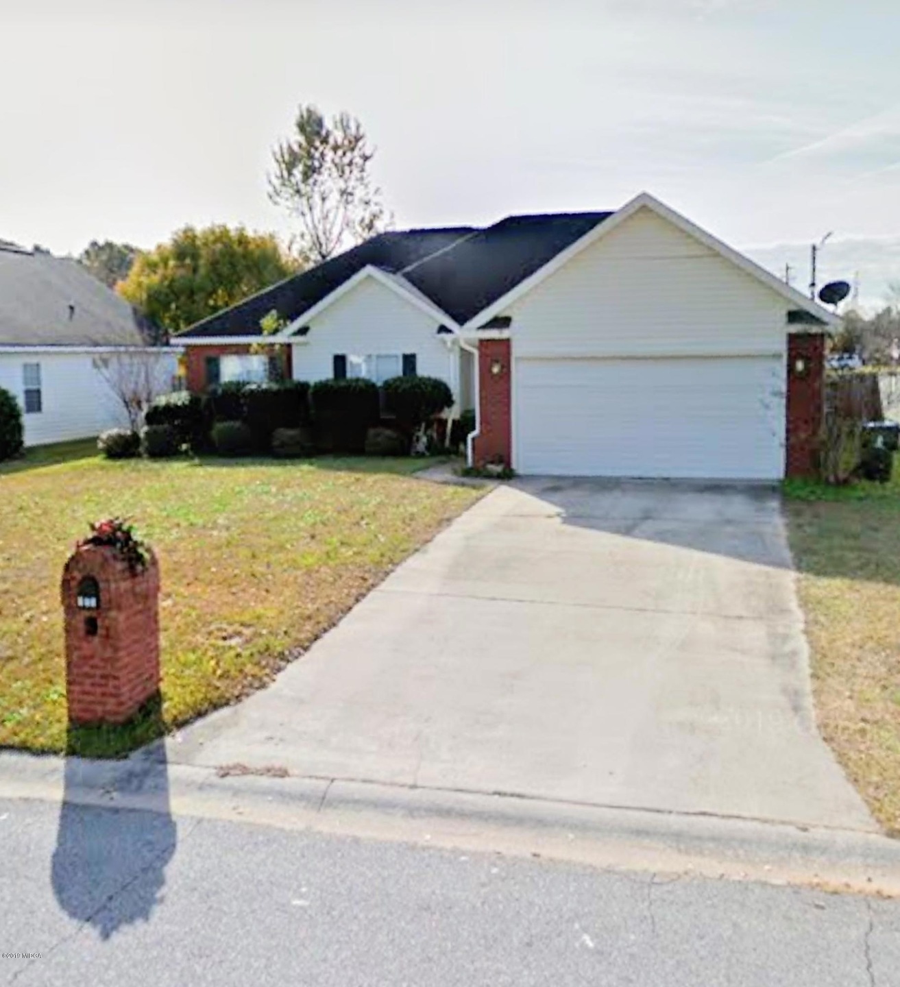 111 Camelot Place, Warner Robins, GA 31093 - photo 1