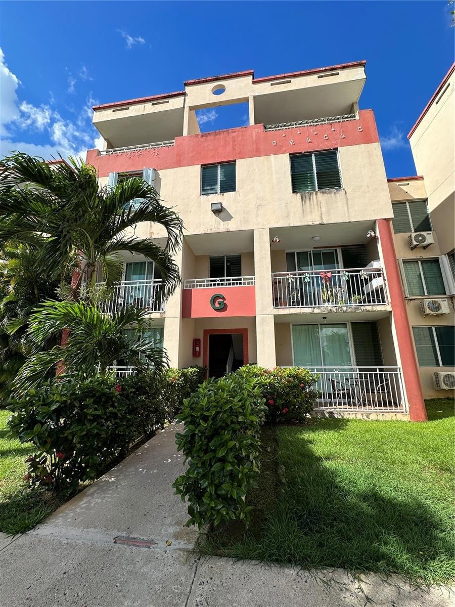 Cond. Río Vista unit 51, Carolina, PR 00987 - photo 1