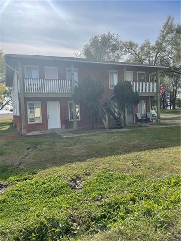 front of 4-plex
