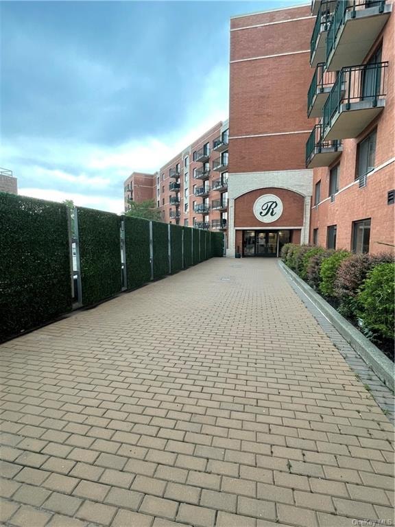 The Regatta unit 318, Mamaroneck, NY 10543 - photo 1