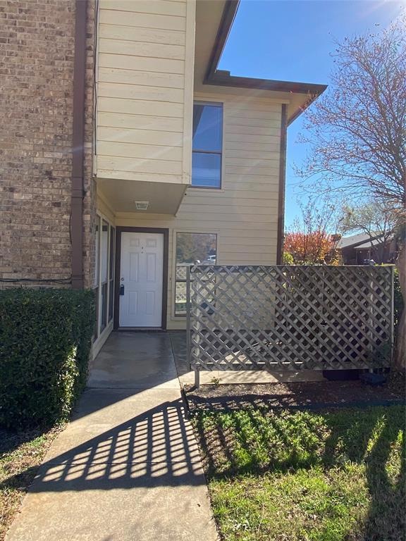 2713 Meadow Park Dr unit A, Bedford, TX 76021 - photo 1