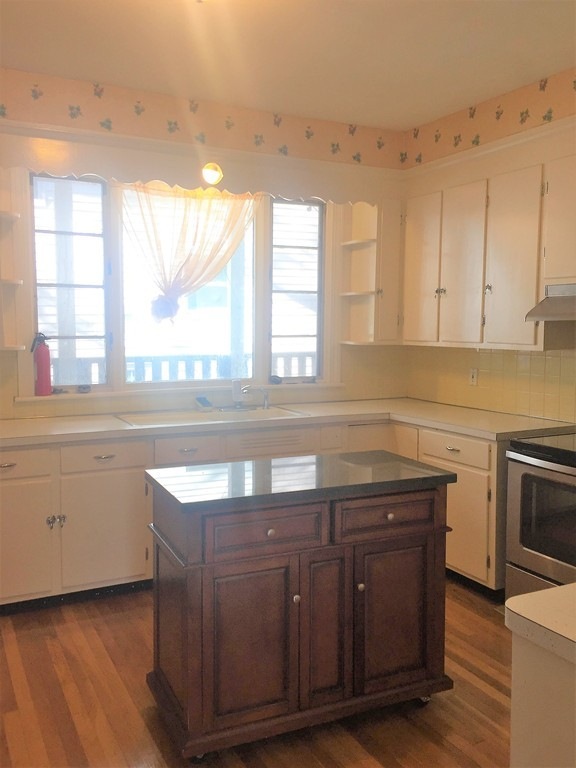 99 Walnut St unit 1, Malden, MA 02148 - photo 1