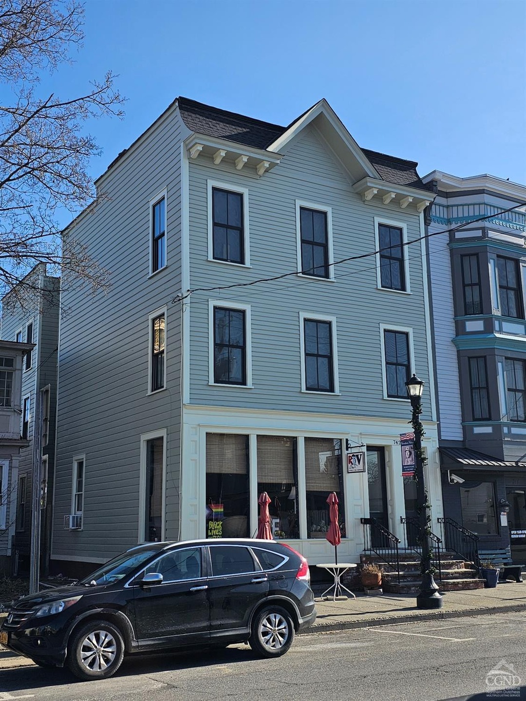 742 Warren St unit 2R, Hudson, NY 12534 - photo 1