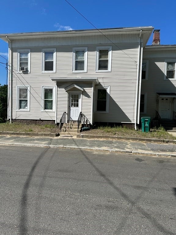 92 South St, Fitchburg, MA 01420 | MLS# 73113733 | Homes.com