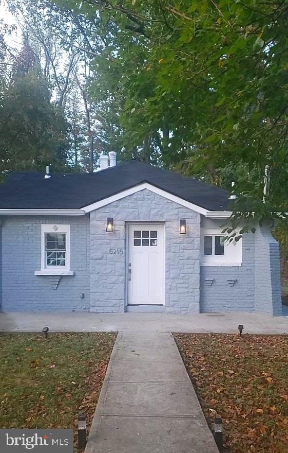 5215 Marlboro Pike, Capitol Heights, MD 20743 - photo 1