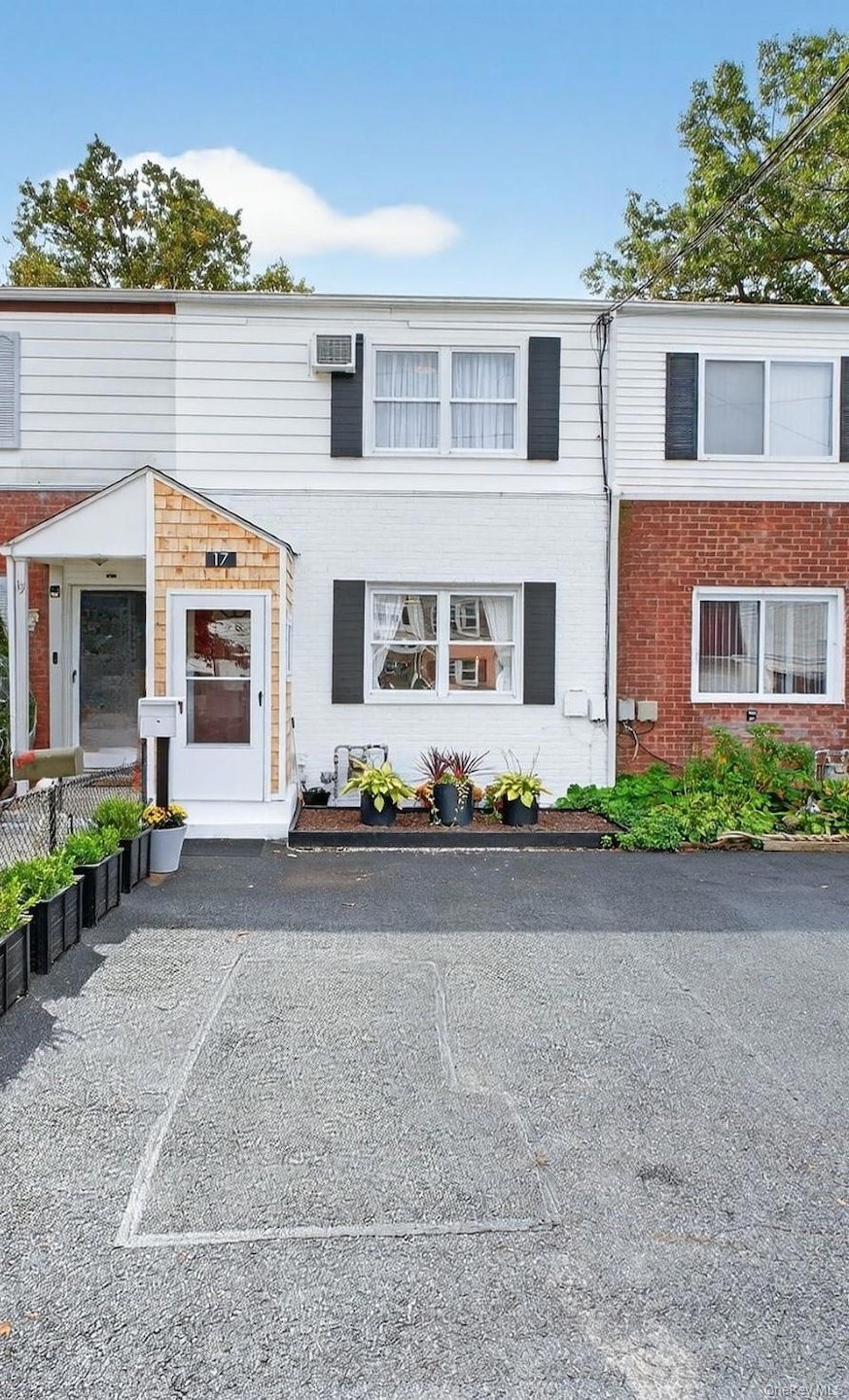 17 S Gilmore Blvd, Wappingers Falls, NY 12590 - photo 1