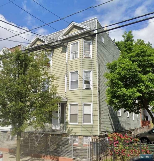 376 N 6th St unit 2L, Newark, NJ 07107 - photo 1