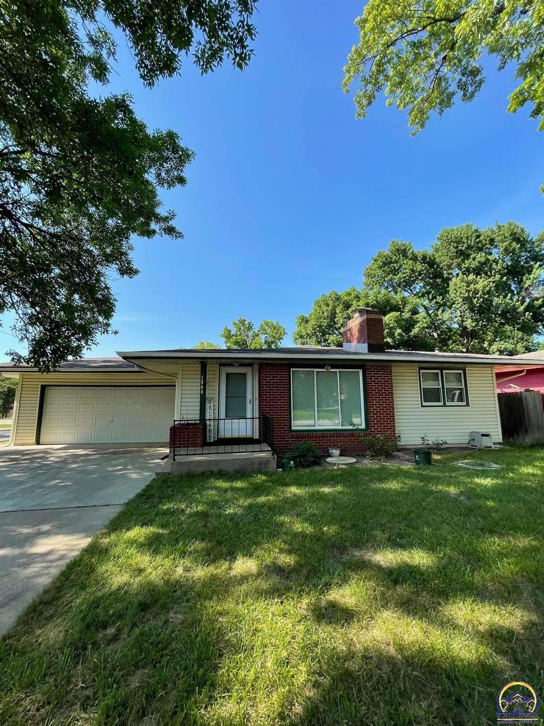 1940 SW 36th Terrace, Topeka, KS 66611 - photo 1
