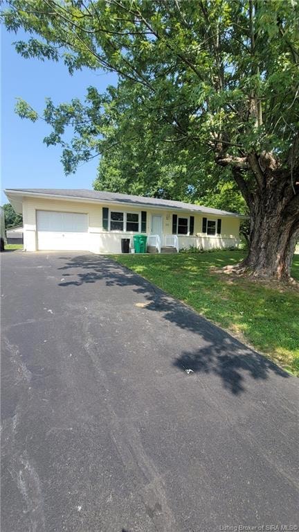 2013 Blossom Ln, Georgetown, IN 47122 - photo 1