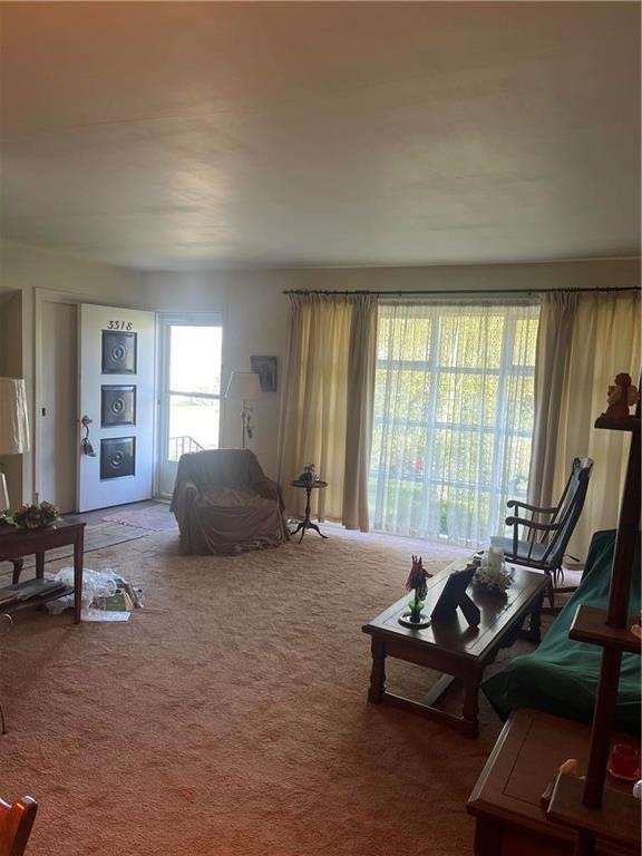 3318 Thomas St, Whitehall, PA 18052 - photo 1