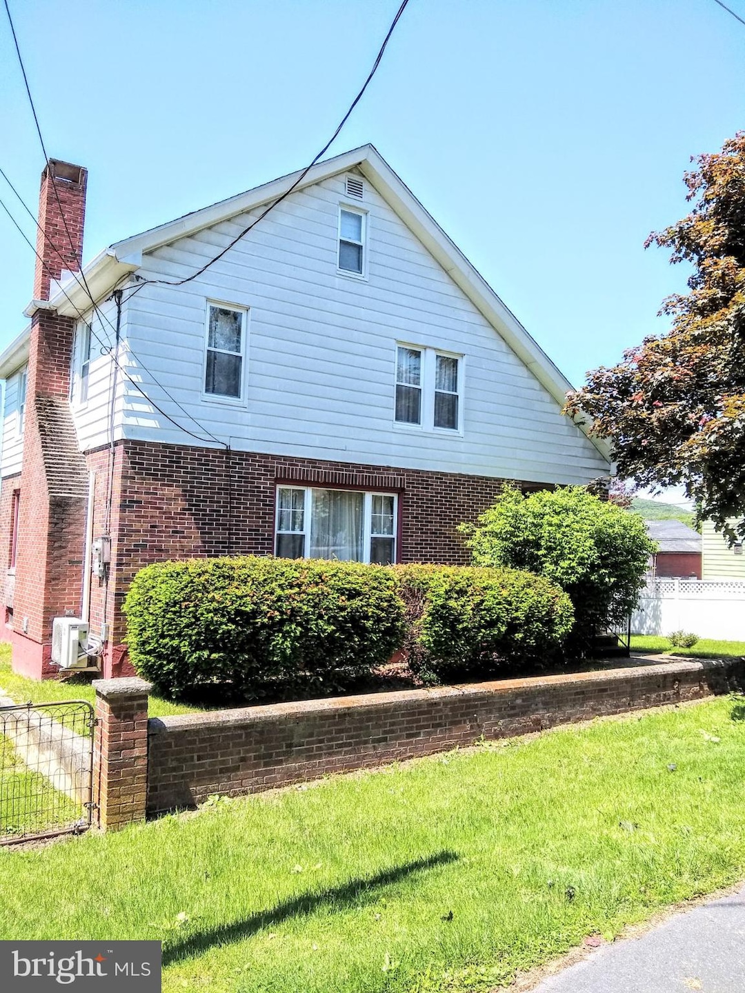 409 Catherine St, Ashland, PA 17921 - photo 1