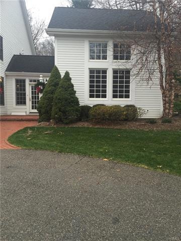 554 Millwood Rd, Mount Kisco, NY 10549 - photo 1
