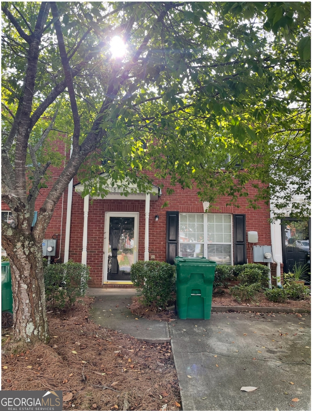 5869 Strathmoor Manor Cir, Lithonia, GA 30058 - photo 1