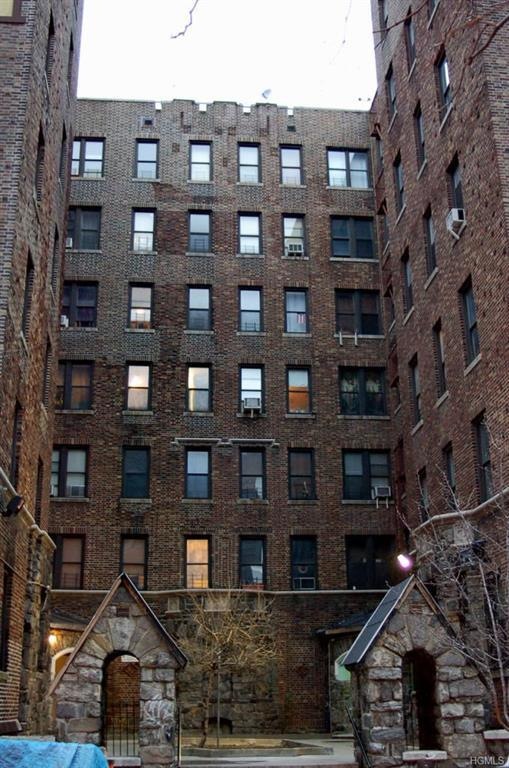 1185 Anderson Ave unit 2A, Bronx, NY 10452 - photo 1