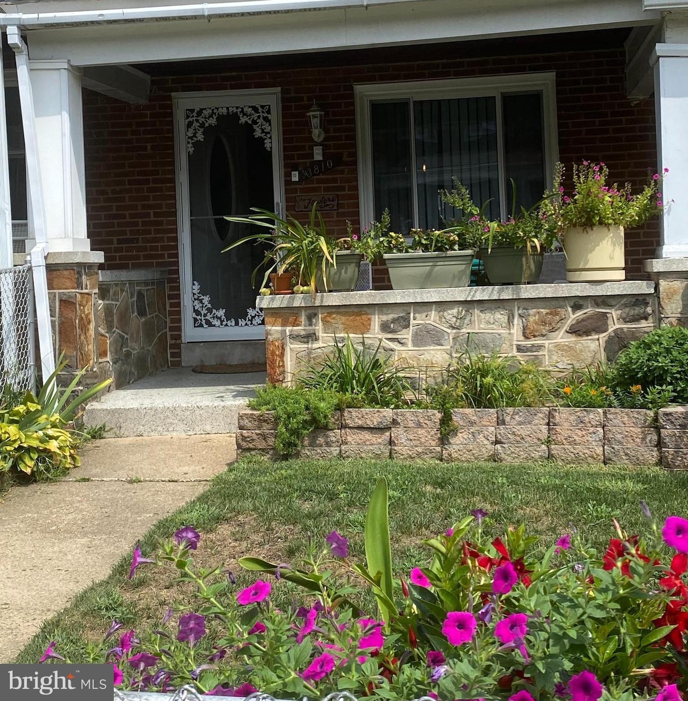 3810 Woodridge Rd, Baltimore, MD 21229 - photo 1