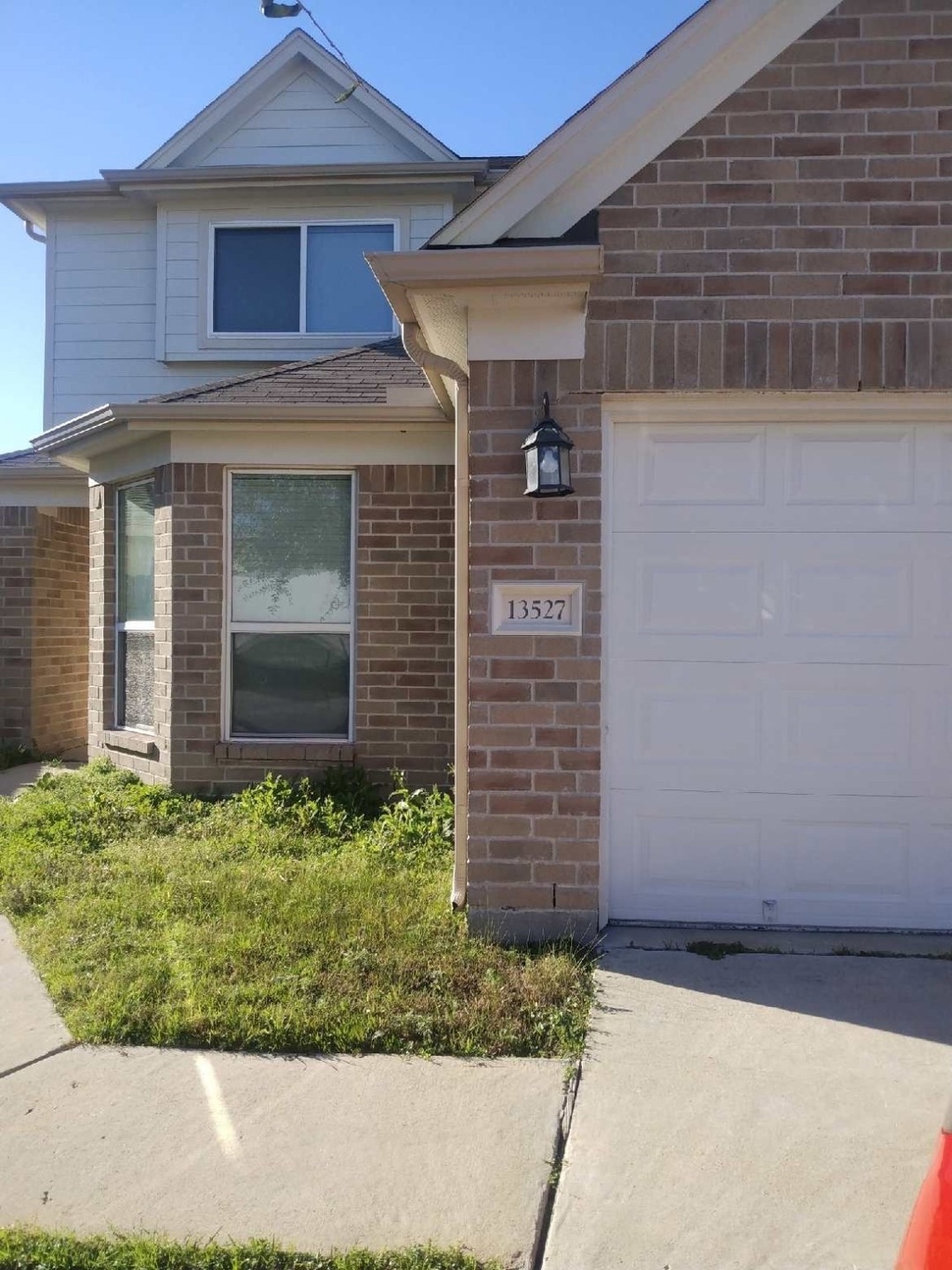 13527 W Red Birch Cir, Houston, TX 77038 - photo 1