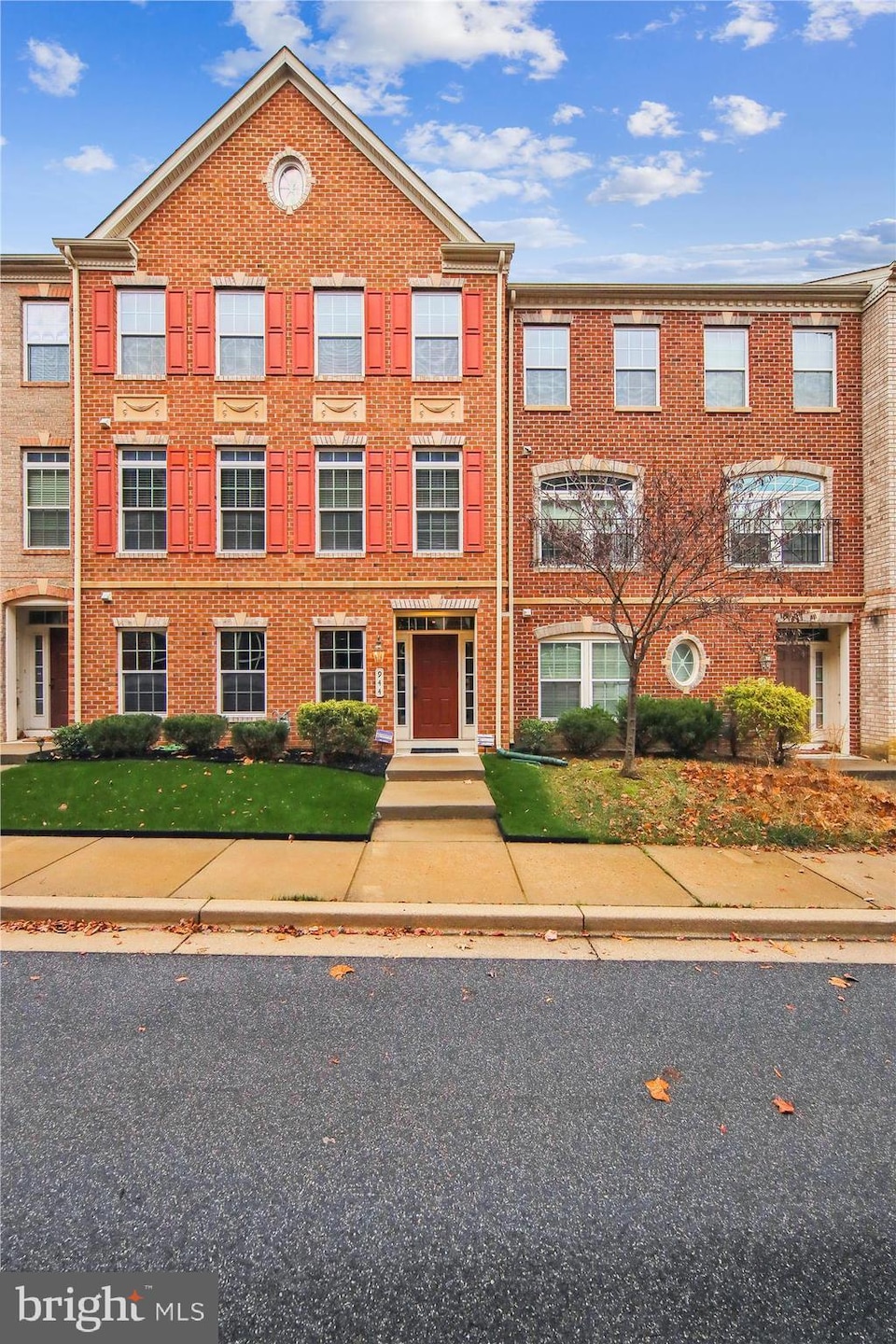 944 Hall Station Dr, Bowie, MD 20721 - photo 1