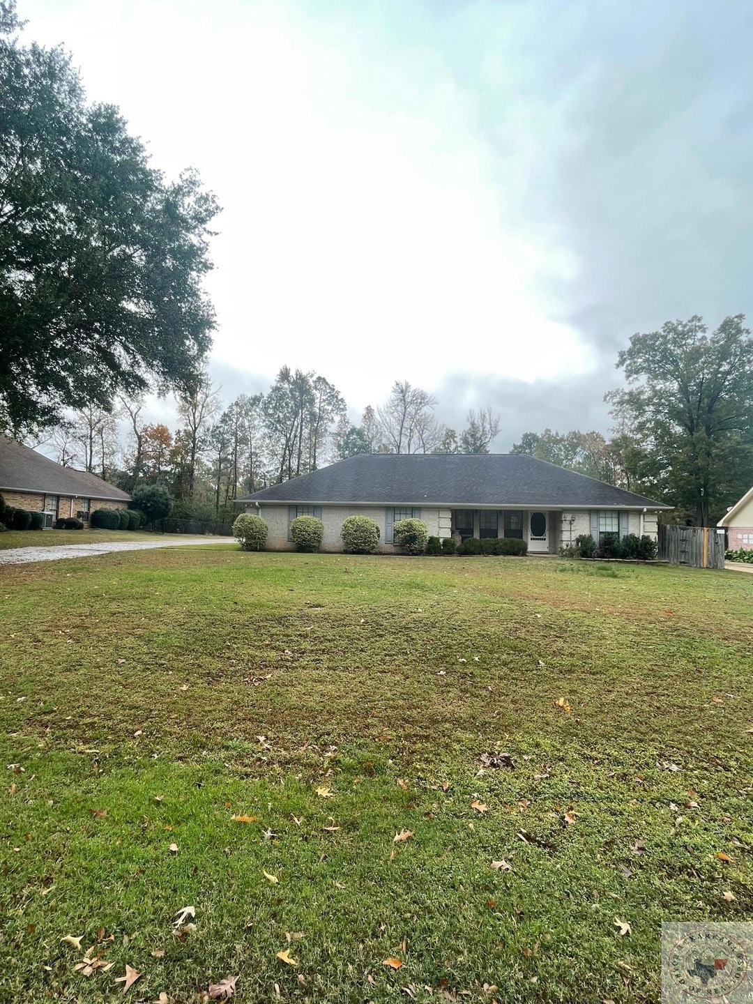 28 Hickory Oak Ln, Texarkana, TX 75501 - photo 1