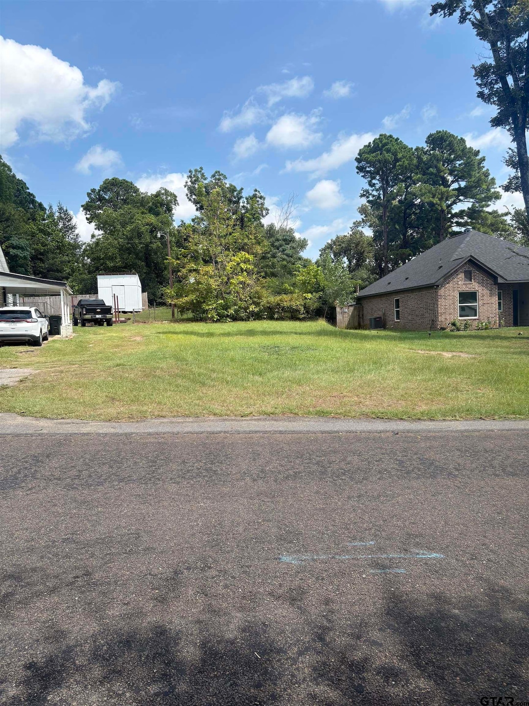 1615 W Shawnee, Tyler, TX 75702 - photo 1