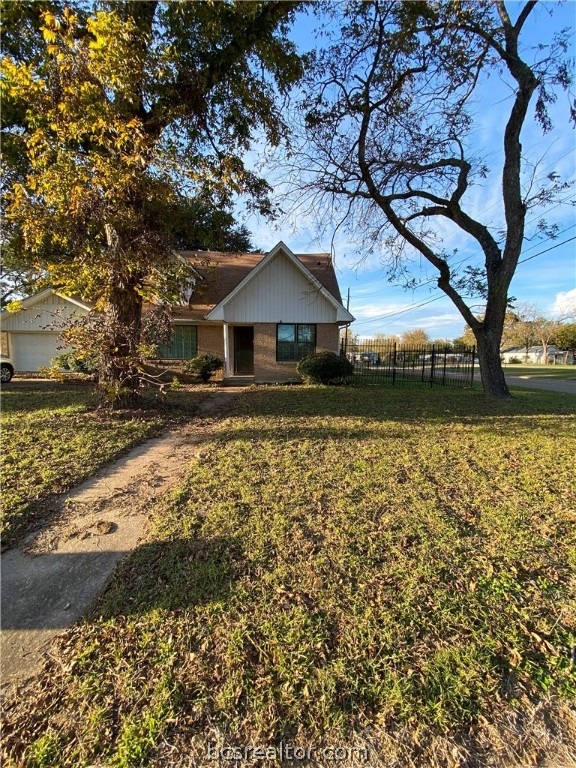 Sold • Co-Listing Agent