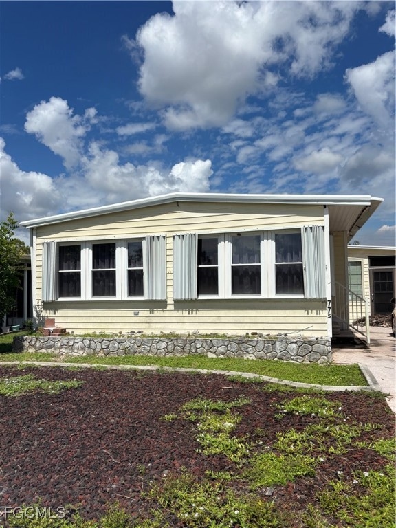 775 Knotty Pine Cir, North Fort Myers, FL 33917 - photo 1