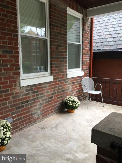 607 4th St NE unit BSMT, Washington, DC 20002 - photo 1