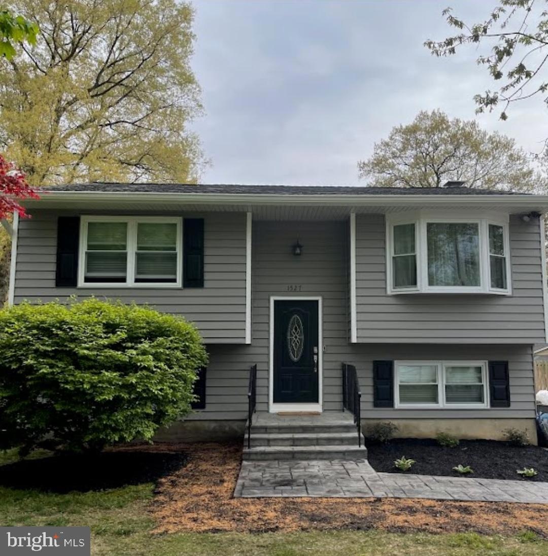 1527 Florida Ave, Severn, MD 21144 - photo 1
