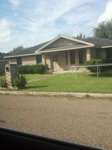 213 McAllen St, Donna, TX 78537 - photo 1