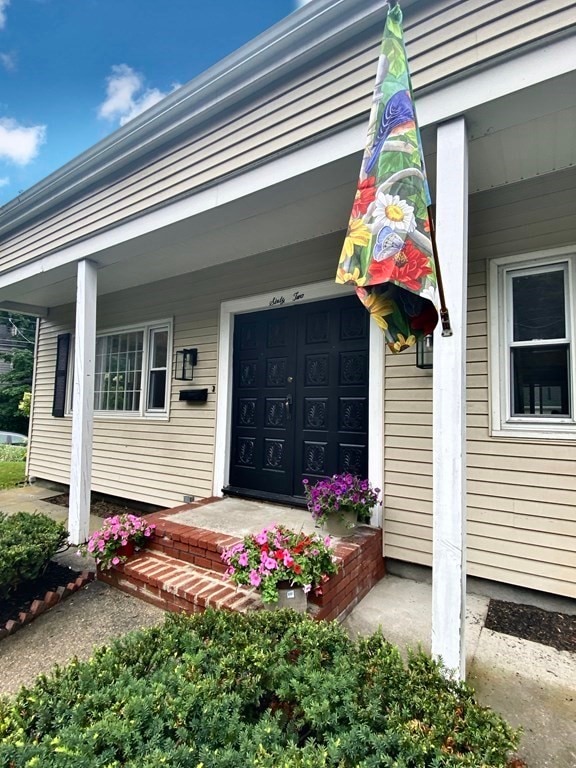 62 Wright St, Stoneham, MA 02180 - photo 1