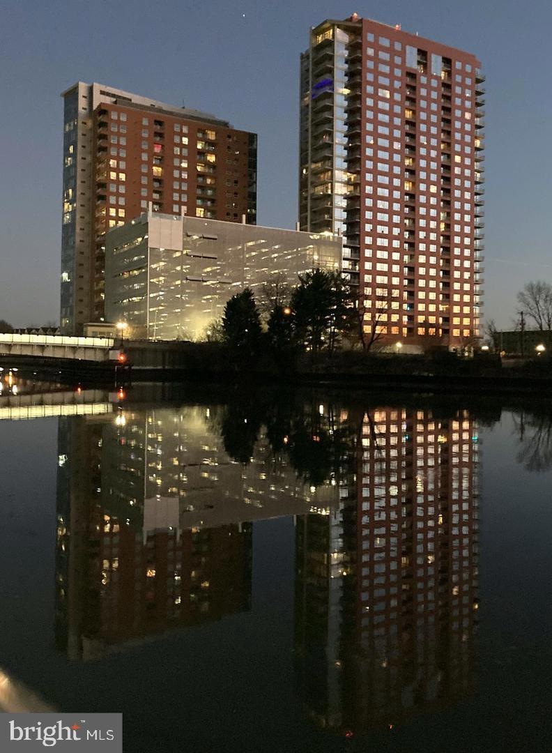 River Tower at Christina Landing unit 2201, Wilmington, DE 19801 - photo 1