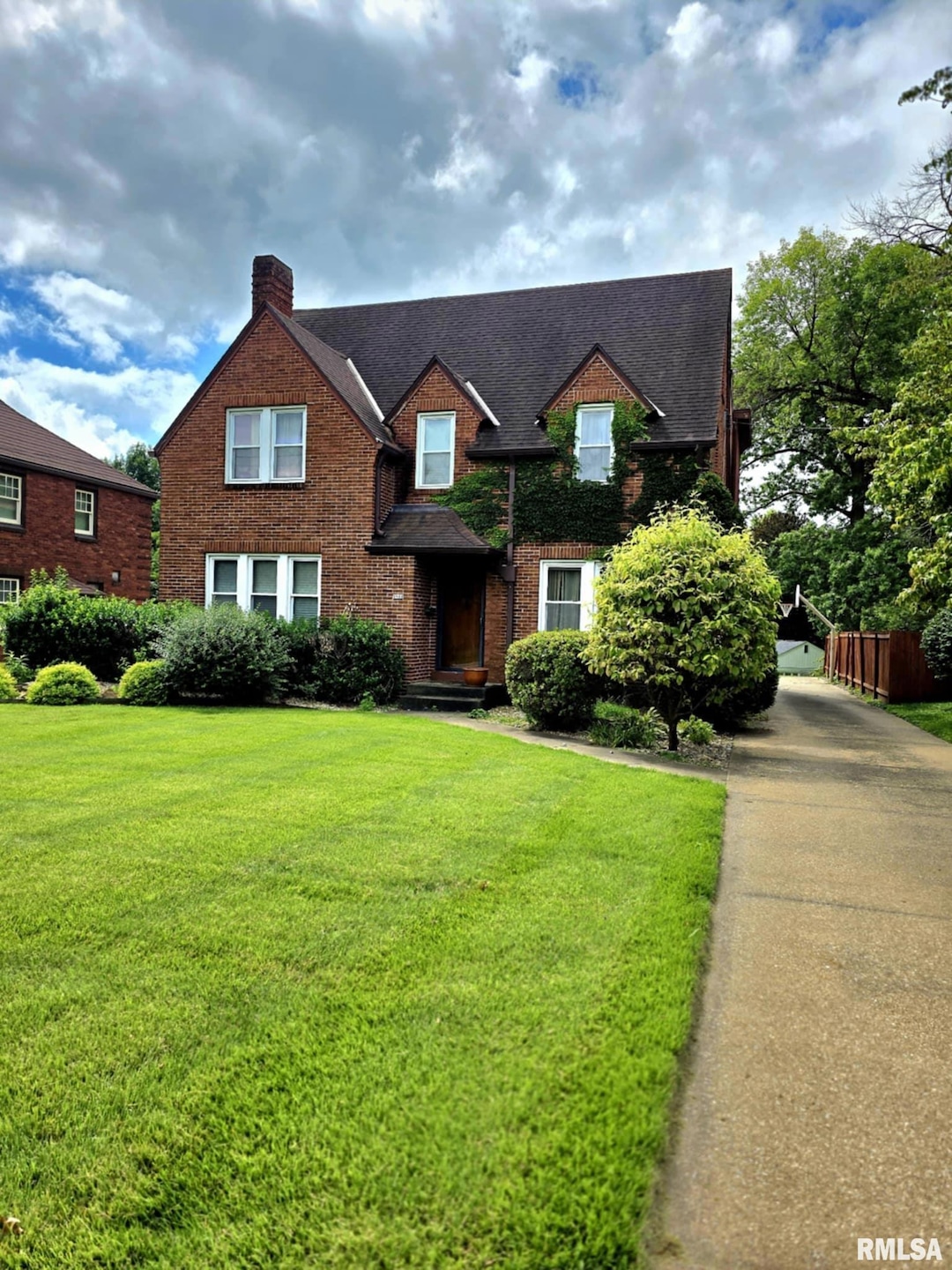 Under Contract $310,000