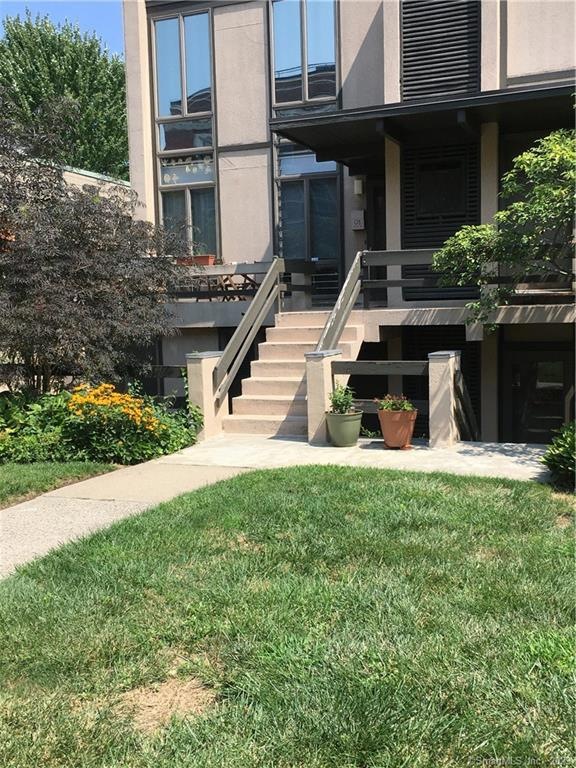 9 Hughes Place unit C, New Haven, CT 06511 - photo 1