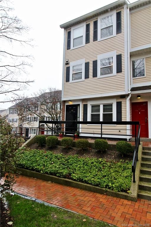 49 Highland Rd unit 49, Stamford, CT 06902 - photo 1