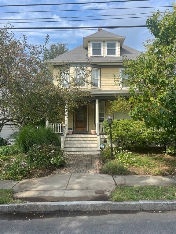 95 Erie Ave unit 1, Newton Highlands, MA 02461 - photo 1