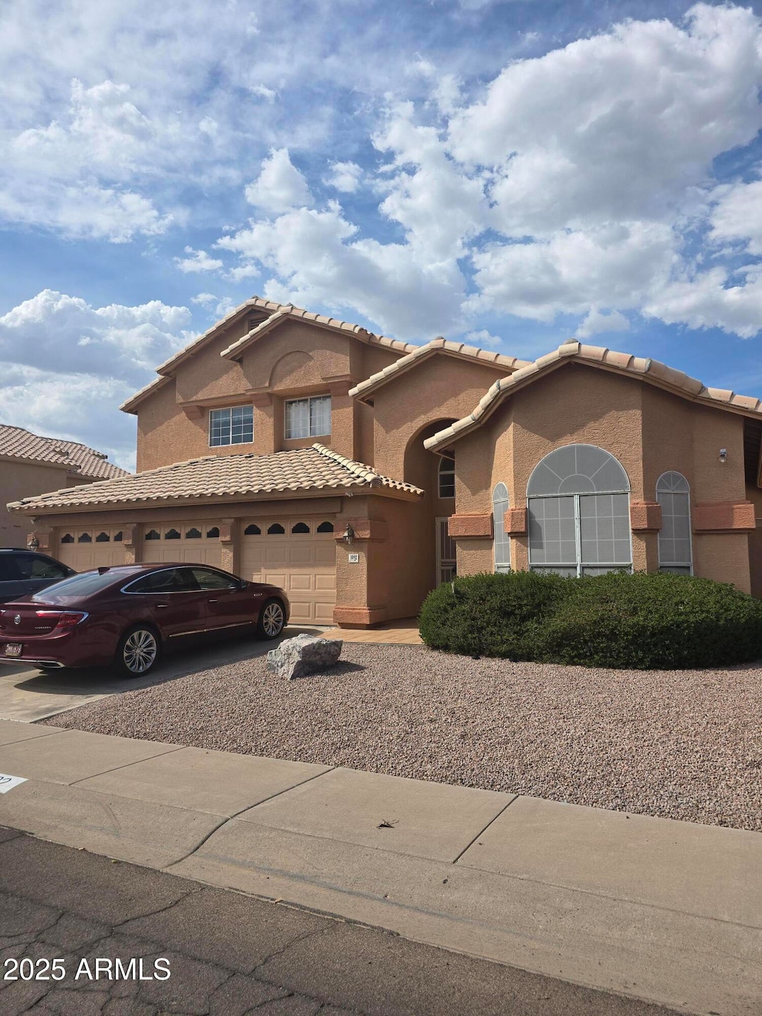 1092 E Kent Place, Chandler, AZ 85225 - photo 1