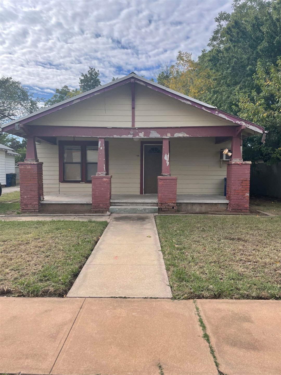 270 W Walnut Ave, Duncan, OK 73533 - photo 1