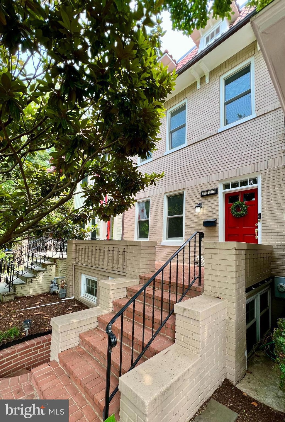 2025 Allen Place NW, Washington, DC 20009 - photo 1